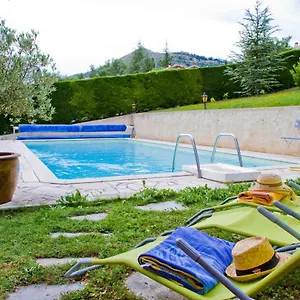 suite-familiale-de-charme-en-provence.fr-provencehotel.com/